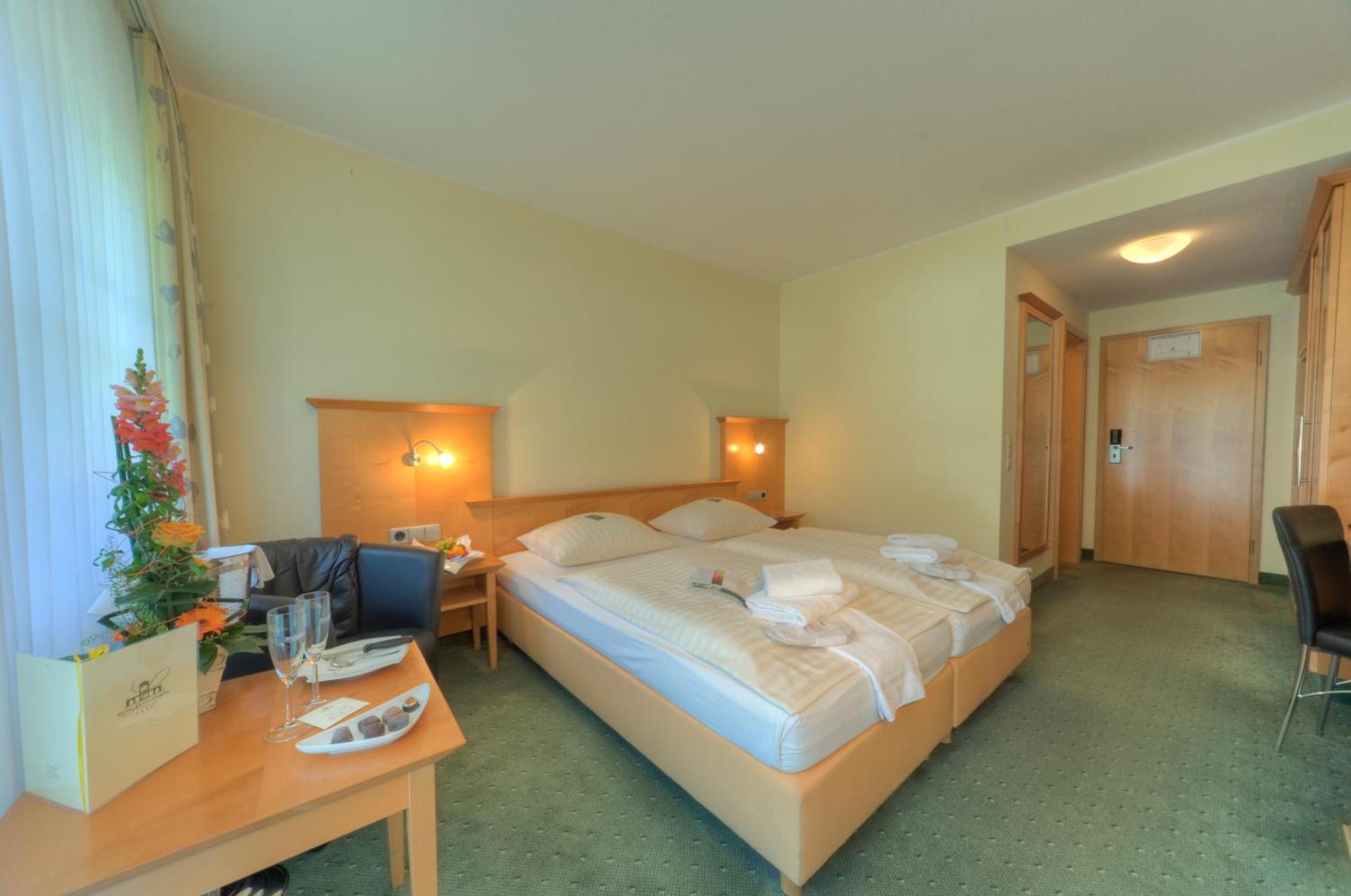 Hotel Lahnschleife Weilburg Bagian luar foto